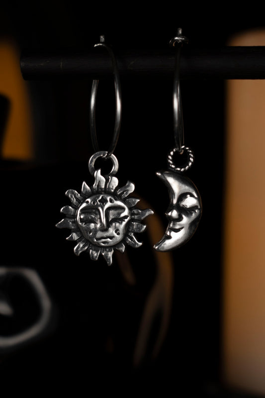 EKRJ886 Sun&Moon Handmade One-Of-A-Kind Silver Earrings