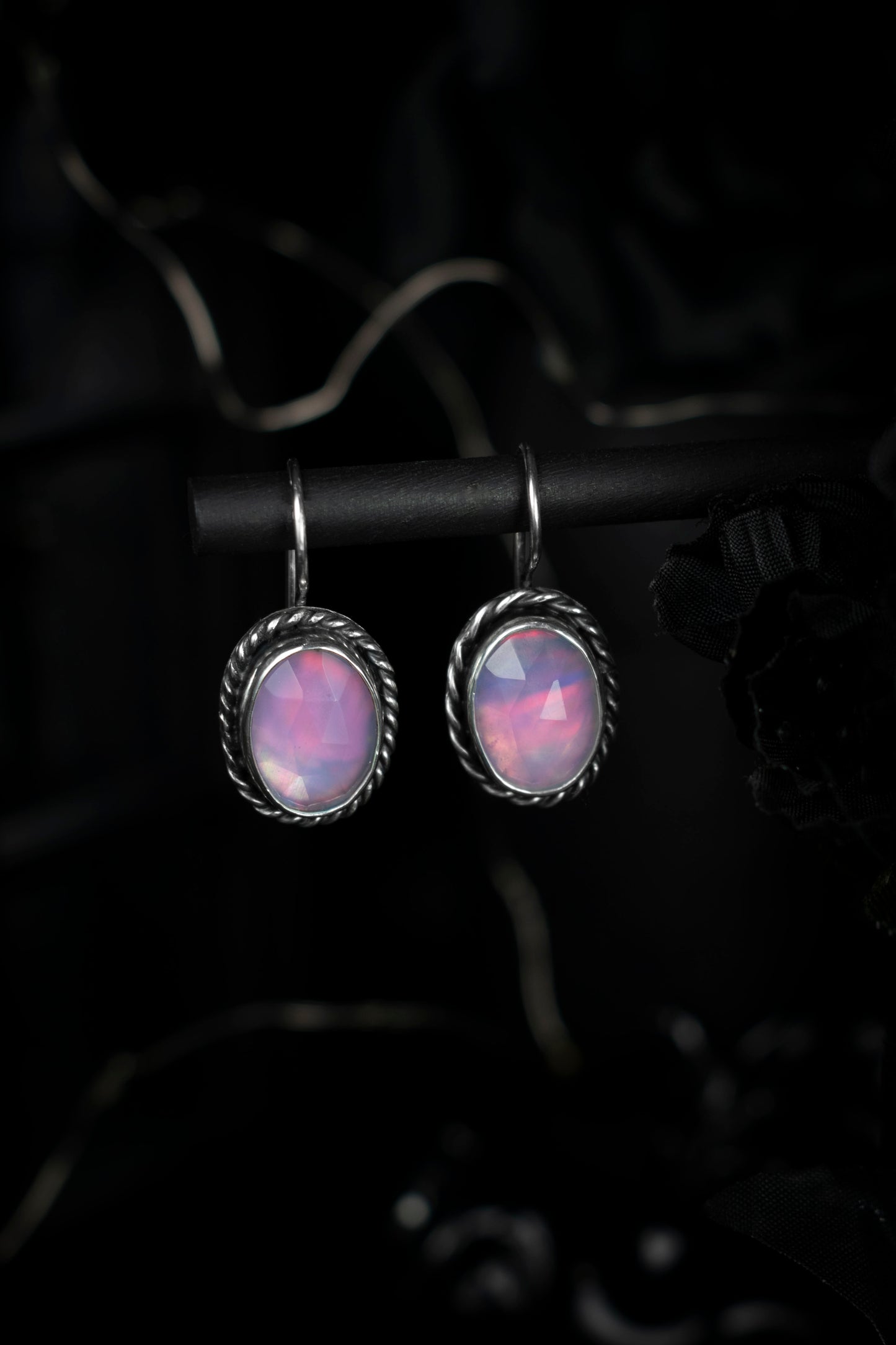 EKRJ962 Aurora Opal Silver Earrings